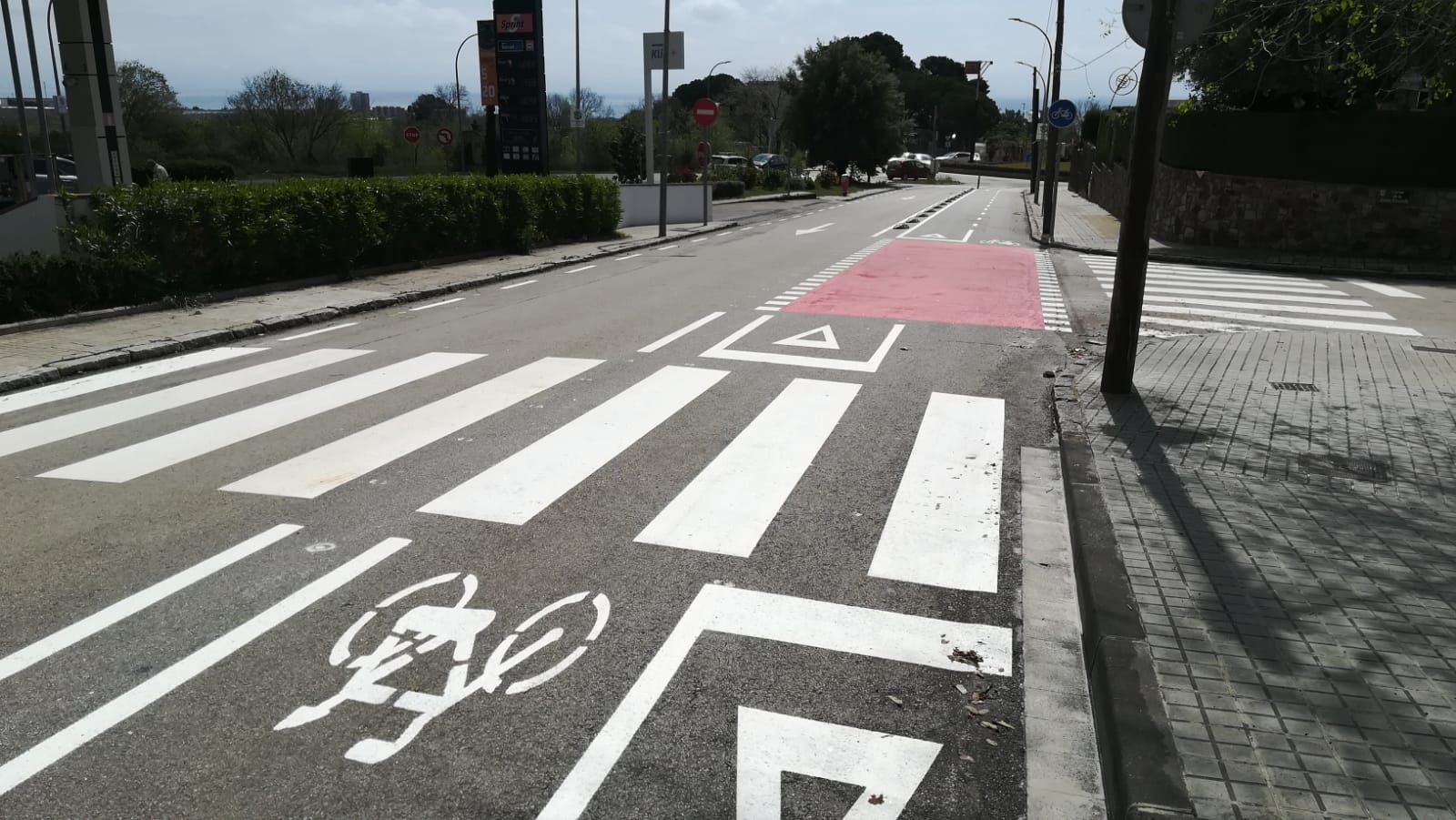 Es pacifica l'entorn de l'Escola Francesc Macià